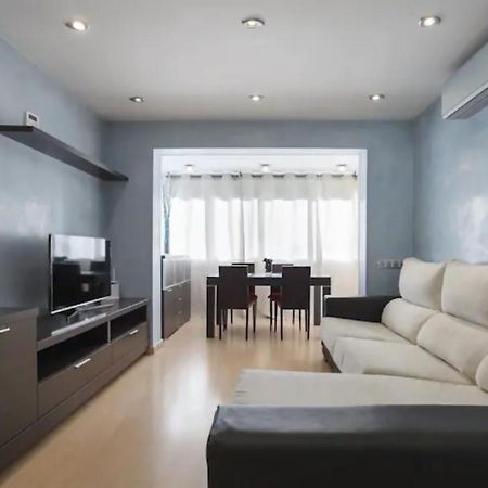 Apartamento Playa Con Piscina Parking Y 2 Habitac カステルデフェルス エクステリア 写真