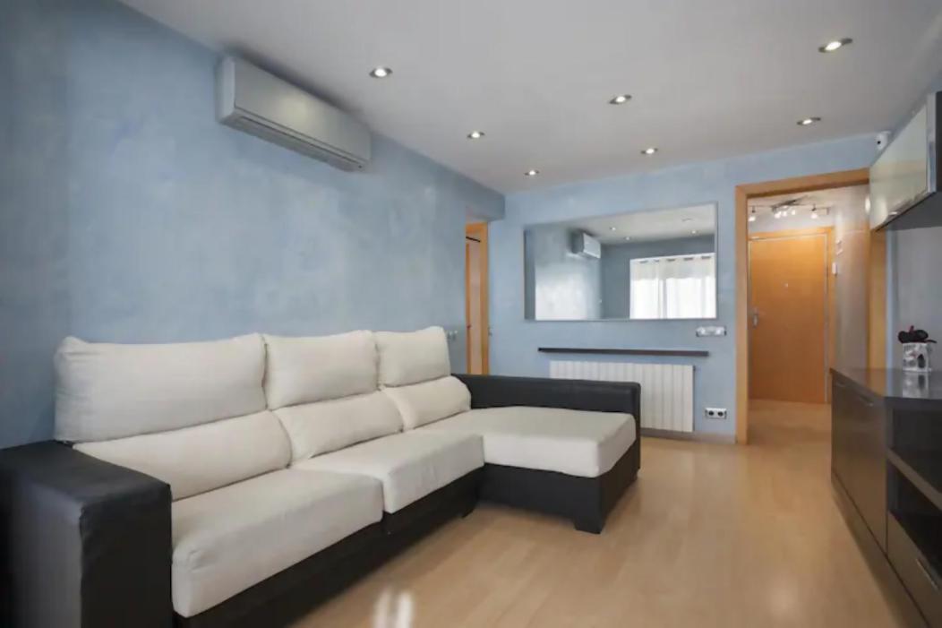 Apartamento Playa Con Piscina Parking Y 2 Habitac カステルデフェルス エクステリア 写真