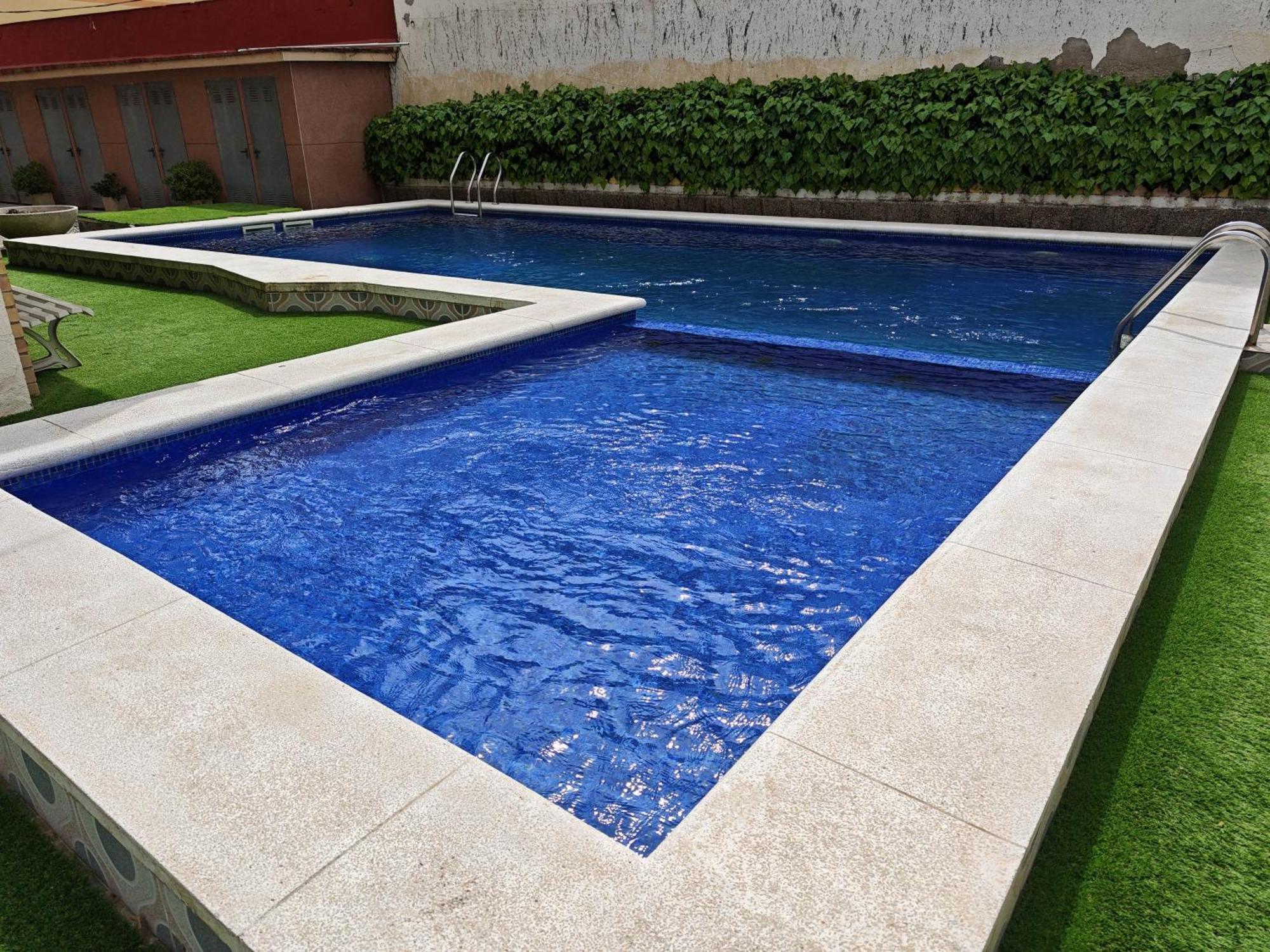 Apartamento Playa Con Piscina Parking Y 2 Habitac カステルデフェルス エクステリア 写真